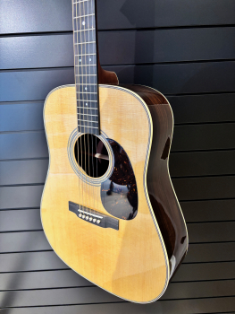 Martin Guitar D28