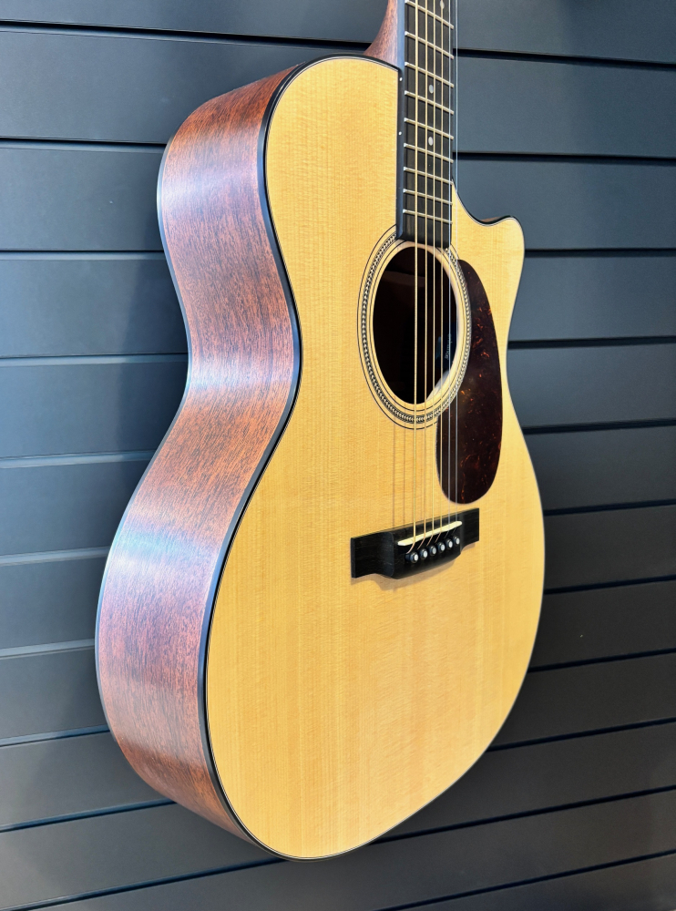 Martin Guitar GPC16E 02